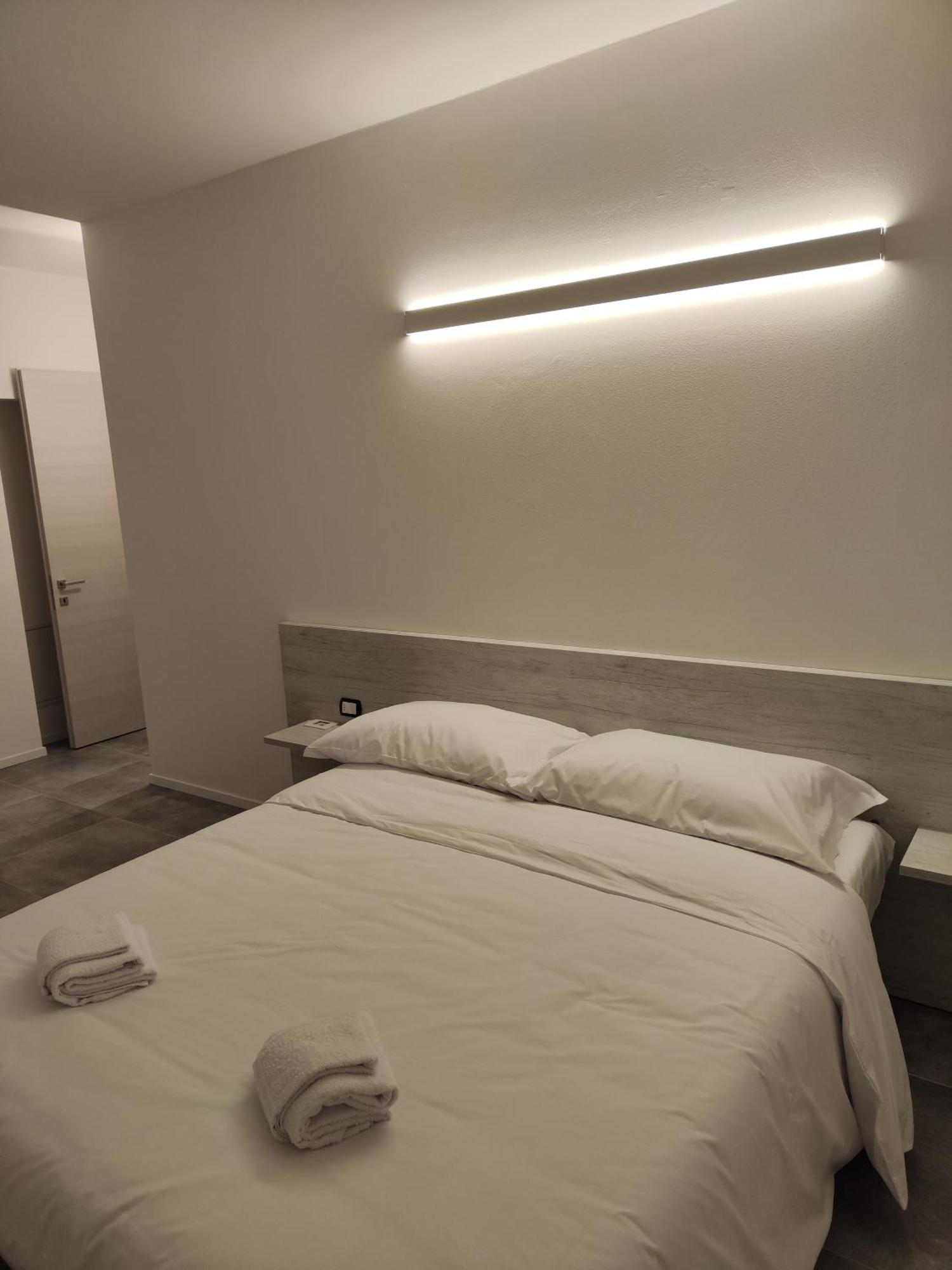Oasi Degli Ulivi Apartment Riva del Garda Exterior foto