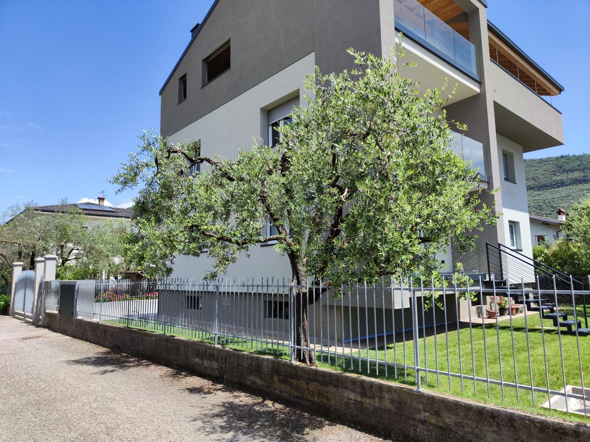Oasi Degli Ulivi Apartment Riva del Garda Exterior foto