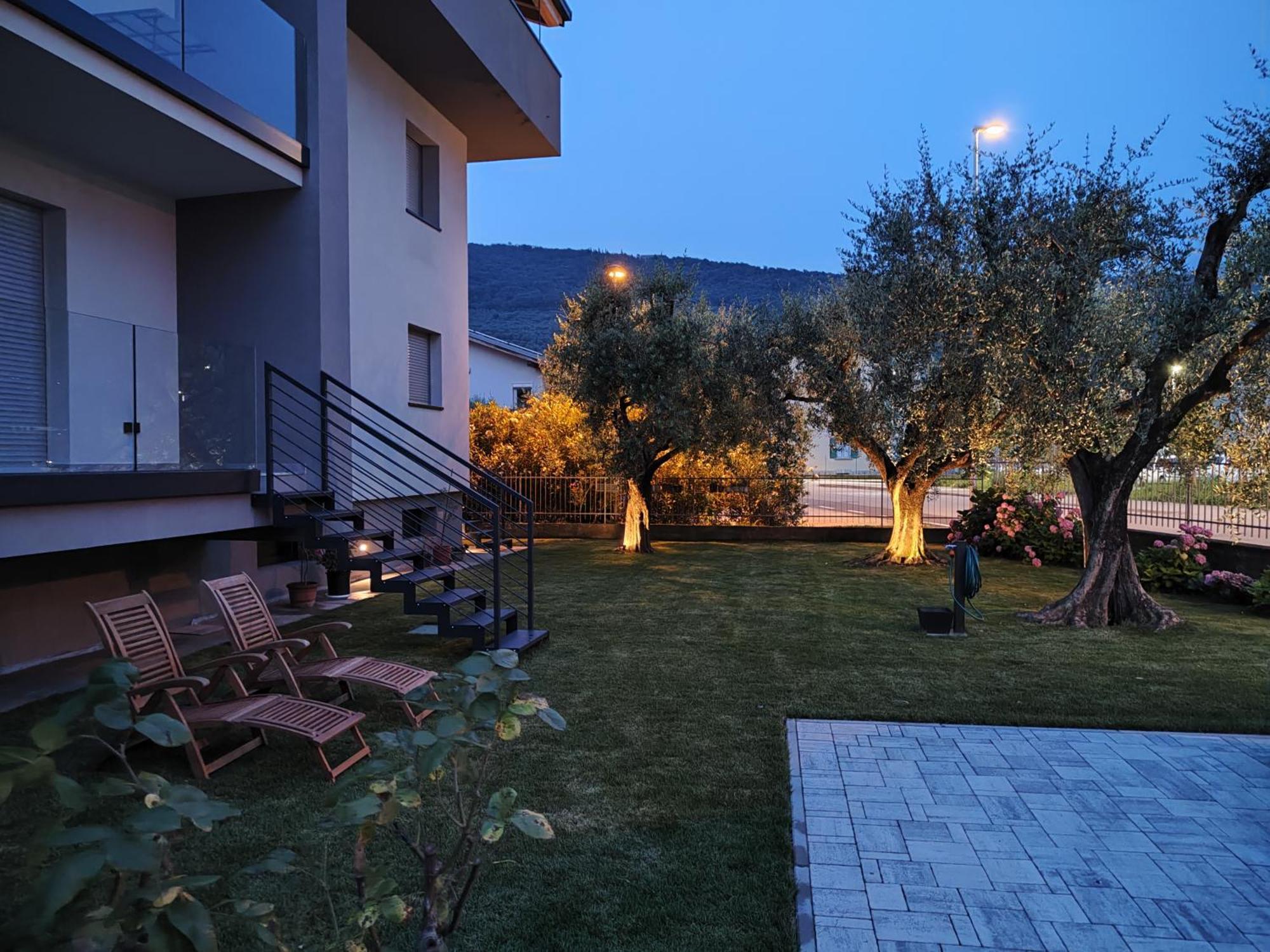 Oasi Degli Ulivi Apartment Riva del Garda Exterior foto