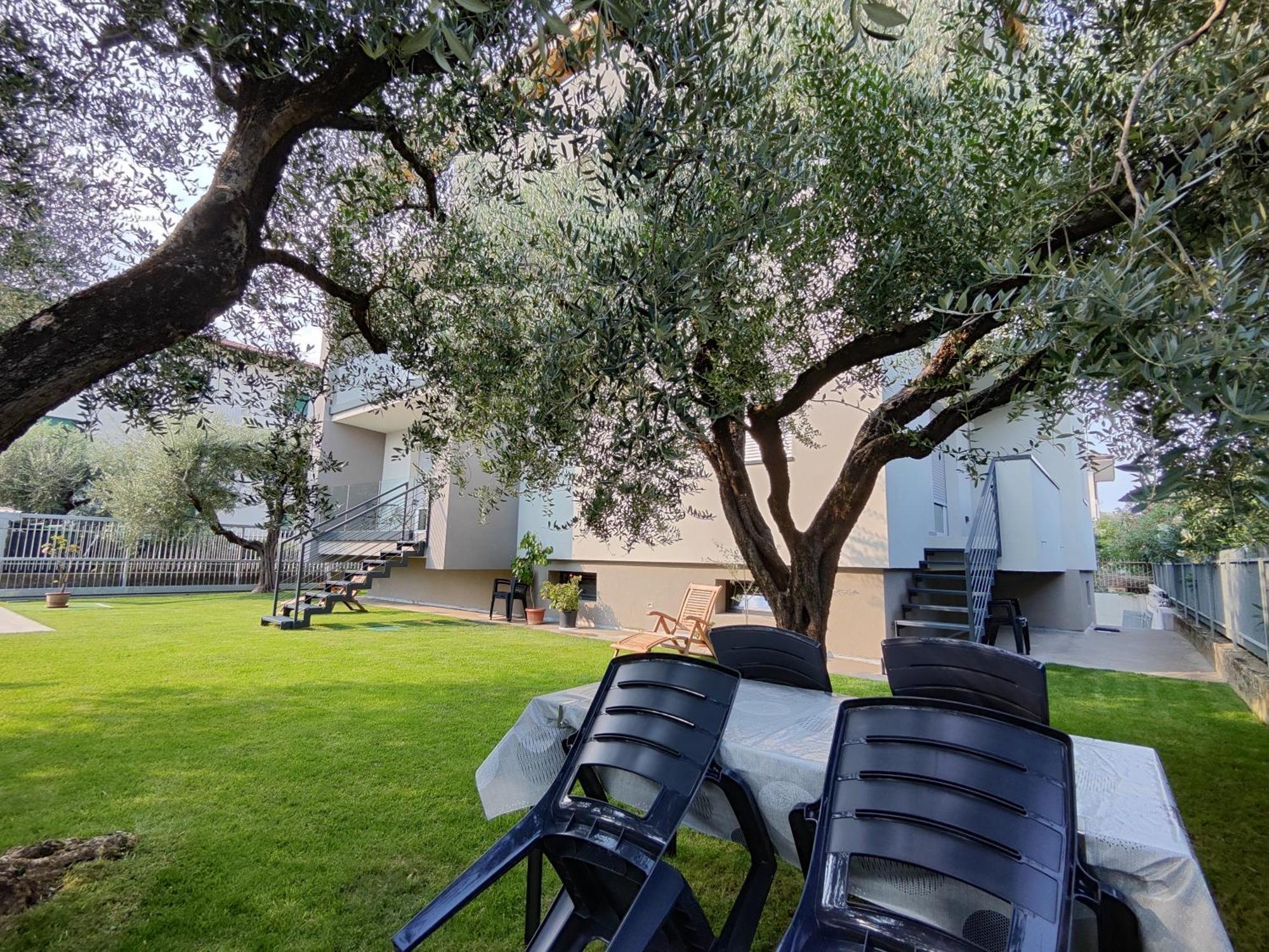 Oasi Degli Ulivi Apartment Riva del Garda Exterior foto